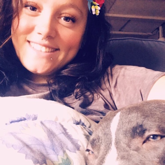 Meet your Posher, Taylor - Picture 1 of 1